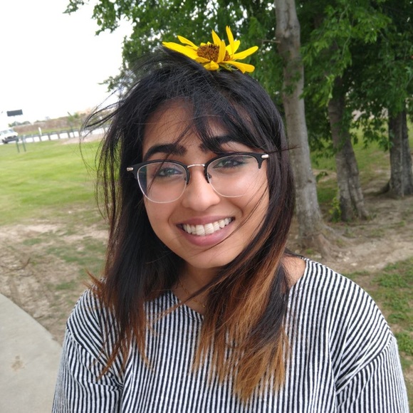 Meet your Posher, Aisha - Picture 5 of 9